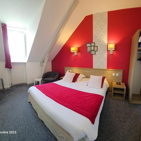 Hotel Le Rohan Charme Et Caractere Pontivy Exterior photo
