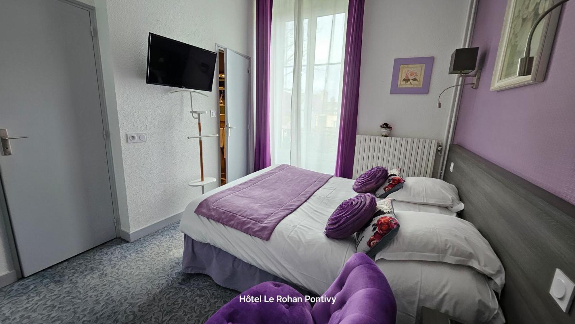 Hotel Le Rohan Charme Et Caractere Pontivy Exterior photo
