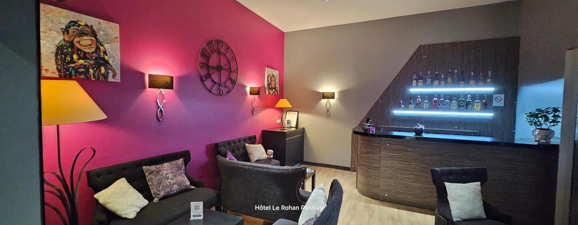 Hotel Le Rohan Charme Et Caractere Pontivy Exterior photo