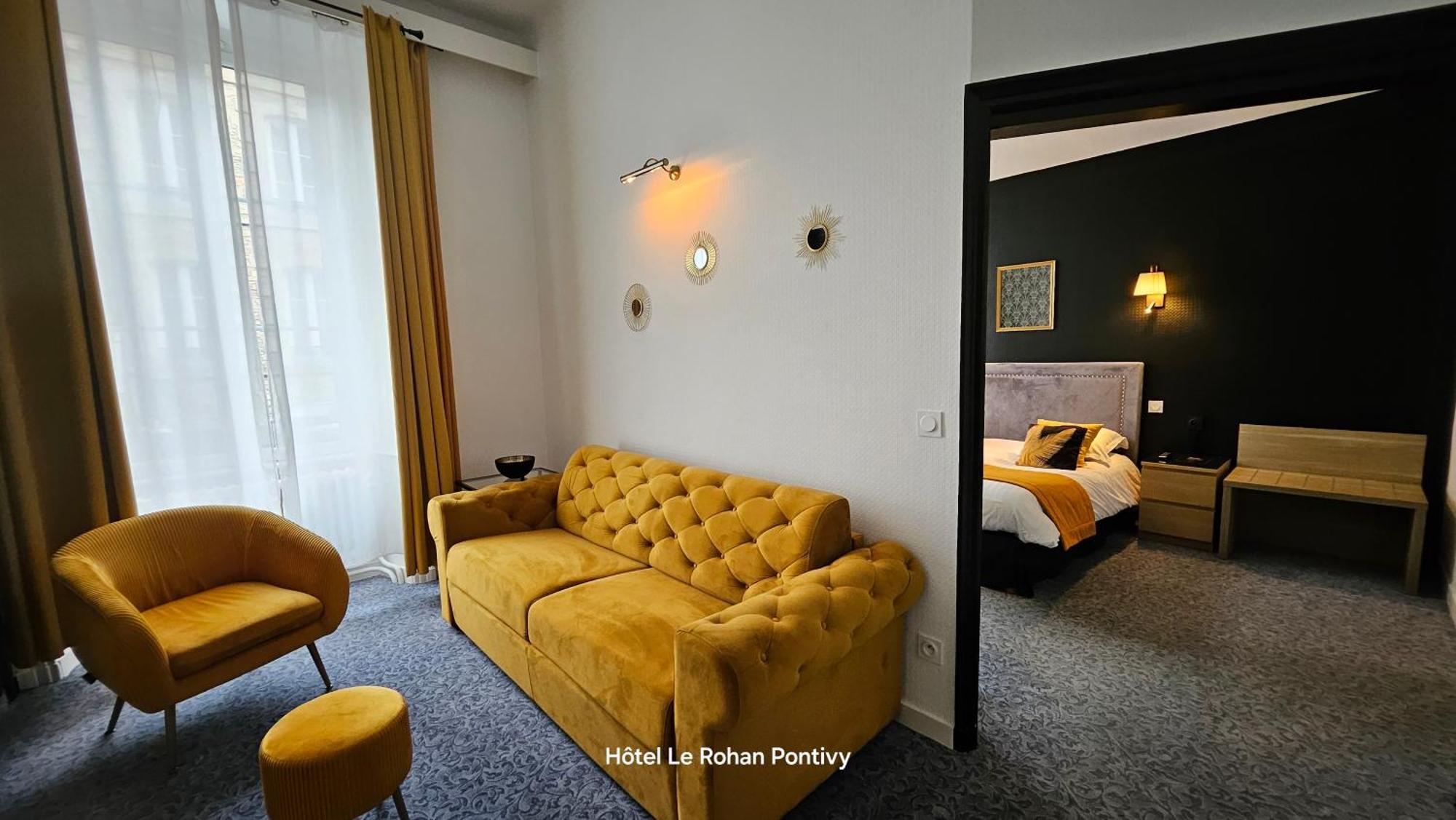 Hotel Le Rohan Charme Et Caractere Pontivy Exterior photo
