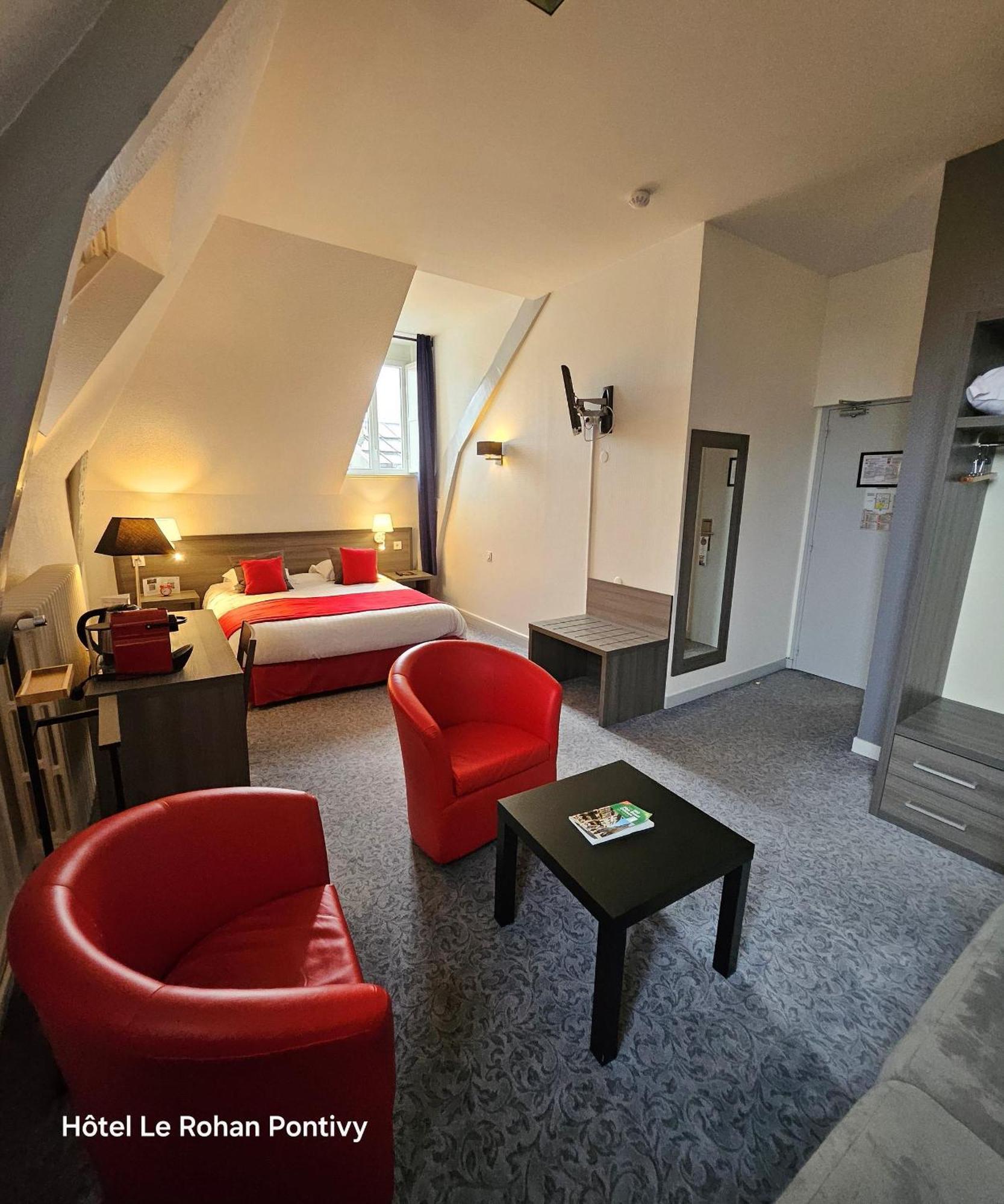 Hotel Le Rohan Charme Et Caractere Pontivy Exterior photo